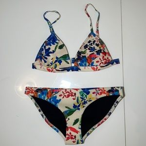 NWOT Neoprene Floral Bikini Size Large